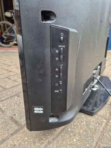 Photo of free Sony Bravia KDL-32EX503 32" Full HD LCD TV (Purley on Thames RG8) #4