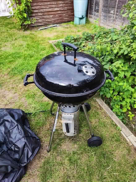 Photo of free BBQ Pit (Charcoal) (Maidenhead SL6) #1