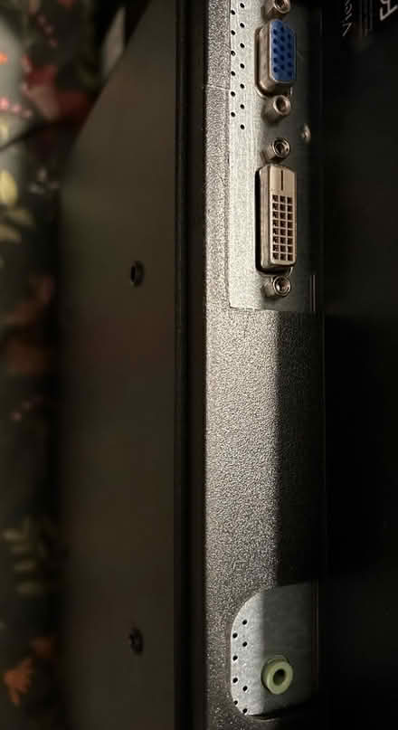 Photo of free 22” monitor (Musselburgh EH21) #2