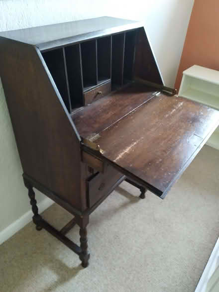 Photo of free Old writing bureau (Barlow S18) #2
