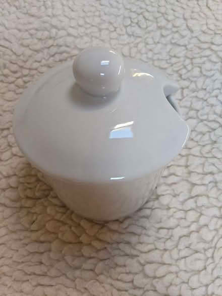 Photo of free Ceramic sugar bowl (Horspath OX33) #2