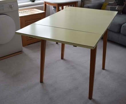 Photo of free Kitchen table (Surbiton KT6) #1
