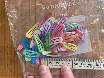 Photo of free Coloured baby hair clips (201 Streatham High Road) #1