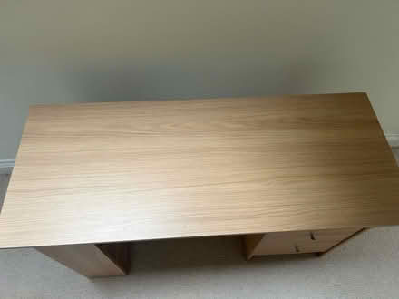 Photo of free Desk (Horsell) #2