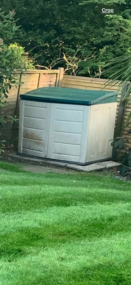 Photo of free Garden bin (Barnet Gate EN5) #3