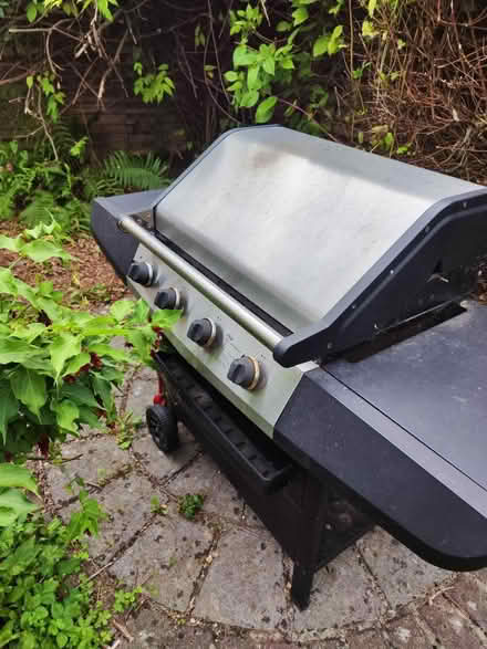 Photo of free BBQ Pit (Gas cylinder not included) (Maidenhead SL6) #1