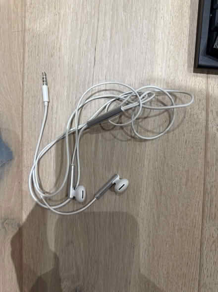 Photo of free Headphone (Hanwell) #1