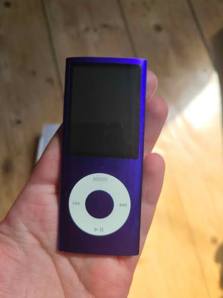 Photo of free DAMAGED iPod Nano 4th Gen (Prestwich M25) #4