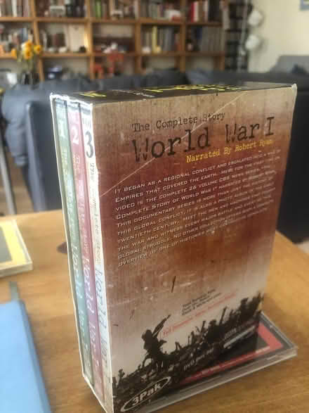 Photo of free World War 1 the complete story (Near Borough tube SE1) #1