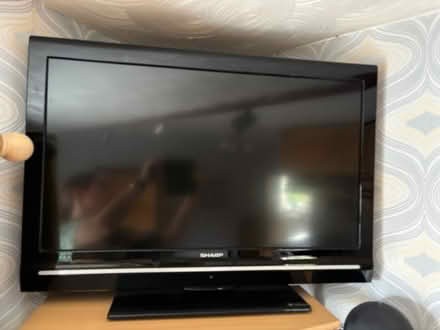 Photo of free TV (over 10y old) and Roku box (Norton Lees S8) #1