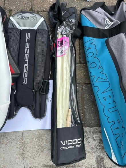 Photo of free Cricket bag, pads and stumps (kids) (Twickenham) #2