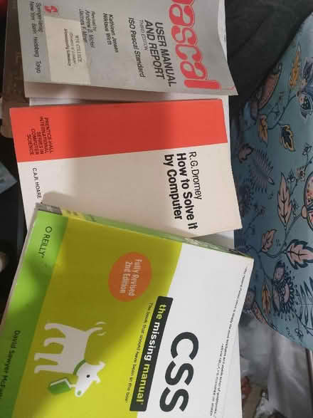 Photo of free More books computer and sales (Cutteslowe OX2) #1