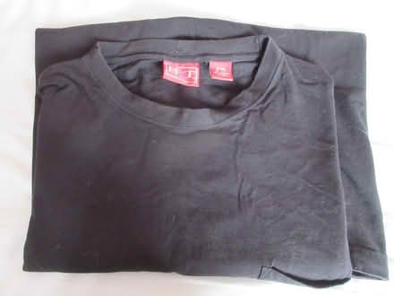 Photo of free 5XL Black T-shirt (Grange Park WA10) #1