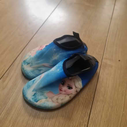 Photo of free Elsa Swimming shoe (Wallington SM6) #1
