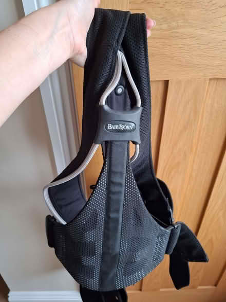Photo of free Babybjorn baby carrier (Quernmore LA2) #4