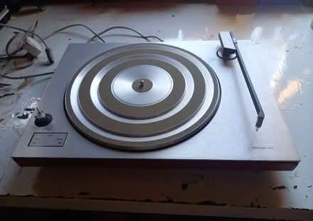 Photo of free Bang & Olufsen Beomaster 1500 Amp & Beogram 1100 Turntable (Grange CH48) #2