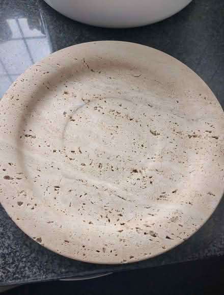 Photo of free Stone plate (Harpenden AL5) #1