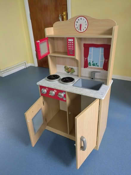 Photo of free Indoor play kitchen (Eastwood SS9) #2