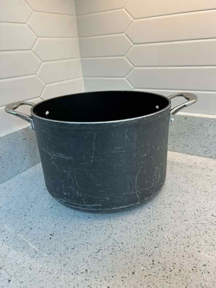Photo of free Large Non Stick Pan (Lodge Moor S10) #2