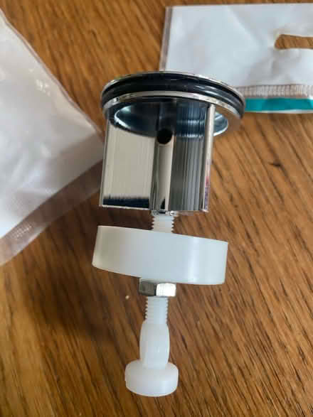 Photo of free Pop-up plug (CT11 9) #2