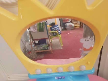 Photo of free Pippa Pig dressing table (B33) #3