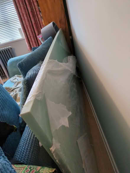 Photo of free Breakfast bar/kitchen counter top (Hanwell W7) #1