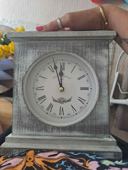 Photo of free Clock and ornaments (Luton) #2