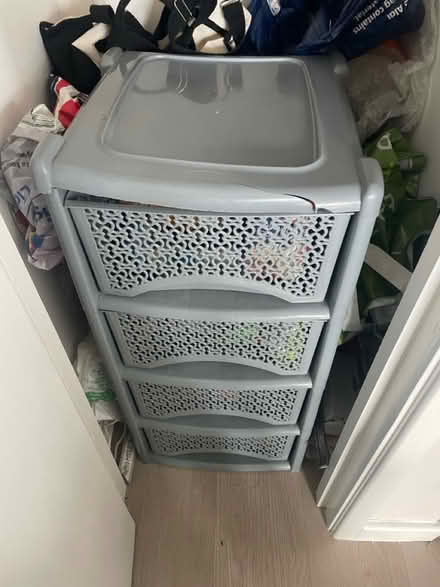 Photo of free Grey plastic set of drawers (E14) #2