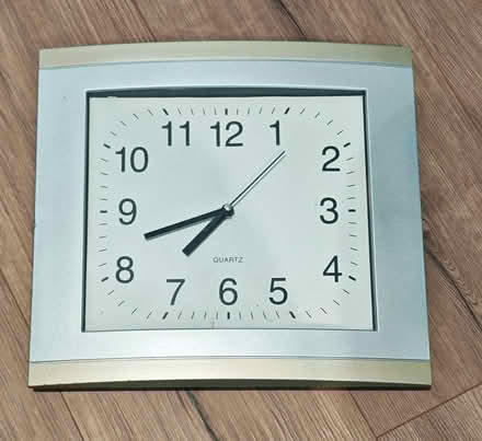 Photo of free Wall clock (Woosehill RG41) #1