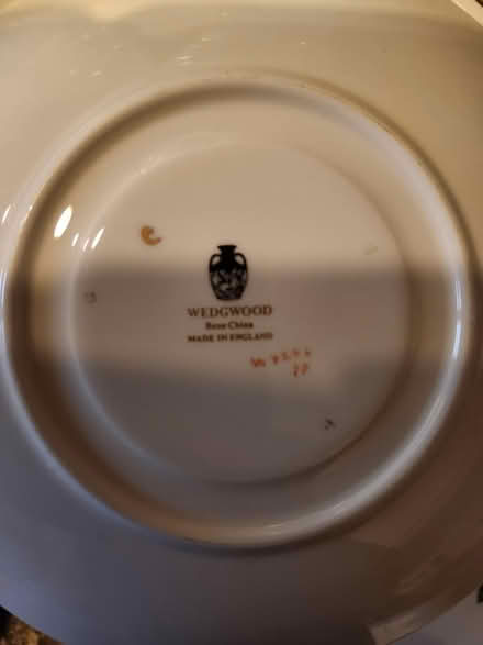 Photo of free Bowls, plates, etc (Wimbledon park SW19) #3