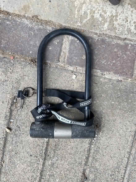 Photo of free Bike lock with key (East Hanney) #1