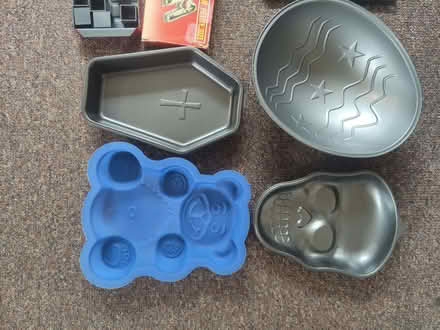 Photo of free Cake tins (Endmoor LA7) #1