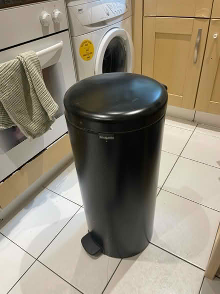 Photo of free Bin 30 l (NW2) #1