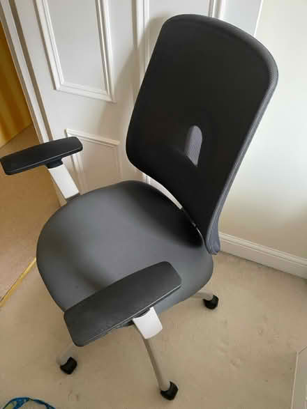 Photo of free Office chair (Southfields SW18) #2