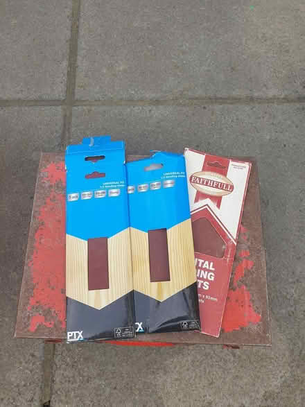 Photo of free bosch sander (Knebworth SG3) #3