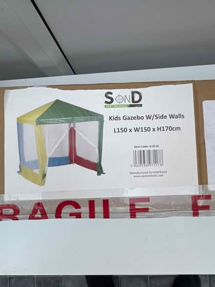 Photo of free Kid’s Gazebo (Old Town Eastbourne BN20) #1