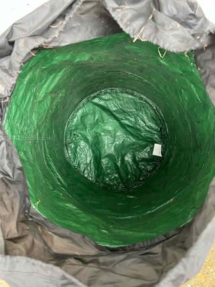 Photo of free 5x garden waste sacks (Twickenham TW2) #4