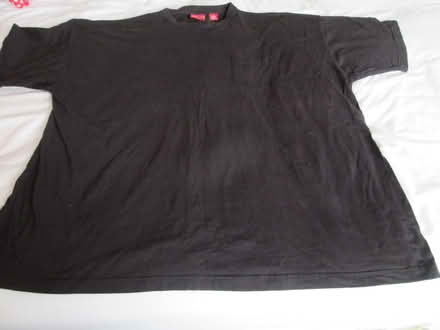 Photo of free 5XL Black T-shirt (Grange Park WA10) #2