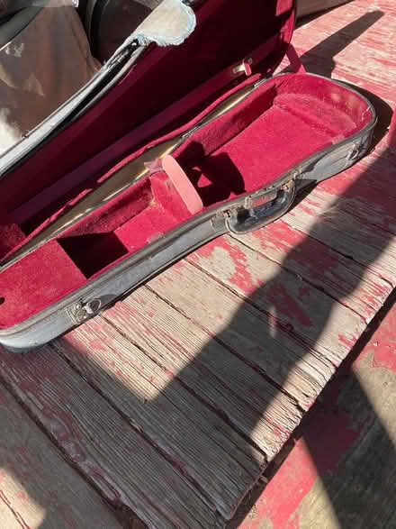 Photo of free string instrument cases (Hyde Park) #3