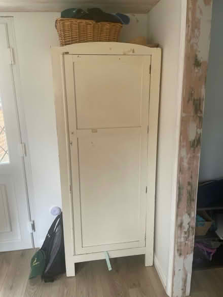 Photo of free Small wardrobe (Abingdon OX14) #2