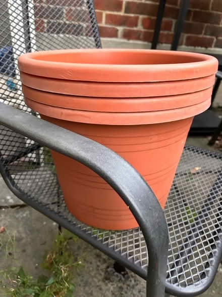 Photo of free Plastic pots (Bromley BR2) #1