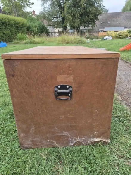 Photo of free Wooden box/chest (Stratton-on-the-Fosse BA3) #4
