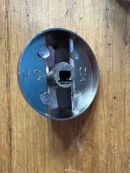 Photo of free Replacement knobs for a hob (DA7 Barnehurst/Bexleyheath) #3