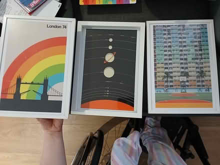 Photo of free 3x A4 picture frames (E3) #1