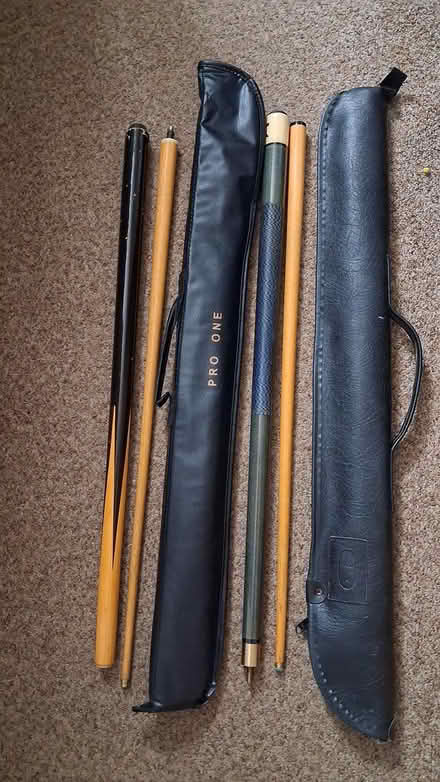Photo of free Pool/Snooker sticks (BD8) #1