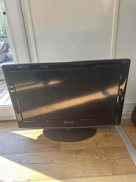 Photo of free 32” tv (Barnet N3) #1