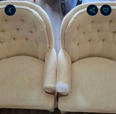 Photo of free 2 Sofa Chairs (75 Independence Way Cranston) #4