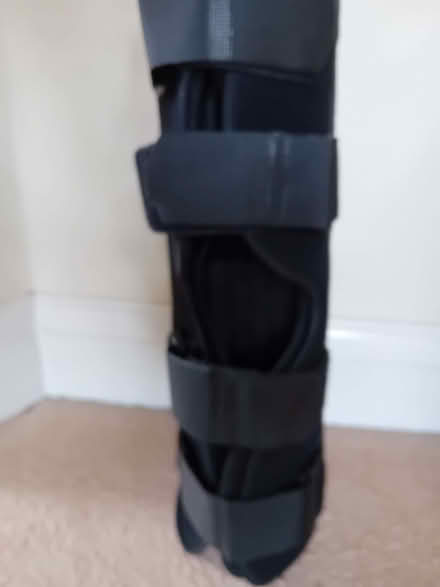 Photo of free Knee brace (Hayes BR2) #3