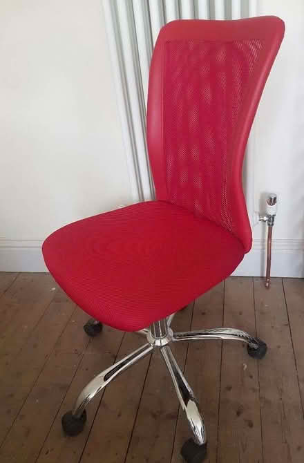 Photo of free Red office chair on wheels. (Avonmouth BS11) #1