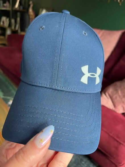 Photo of free Navy golf cap (Wokingham RG40) #3